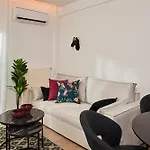 Magenta Luxury Apartments By Binobi!