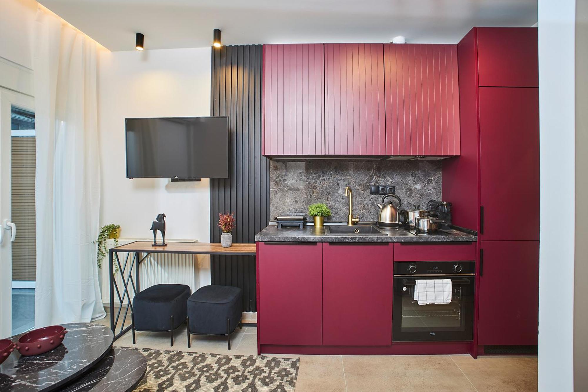 Magenta Luxury By Binobi! * Thessaloniki