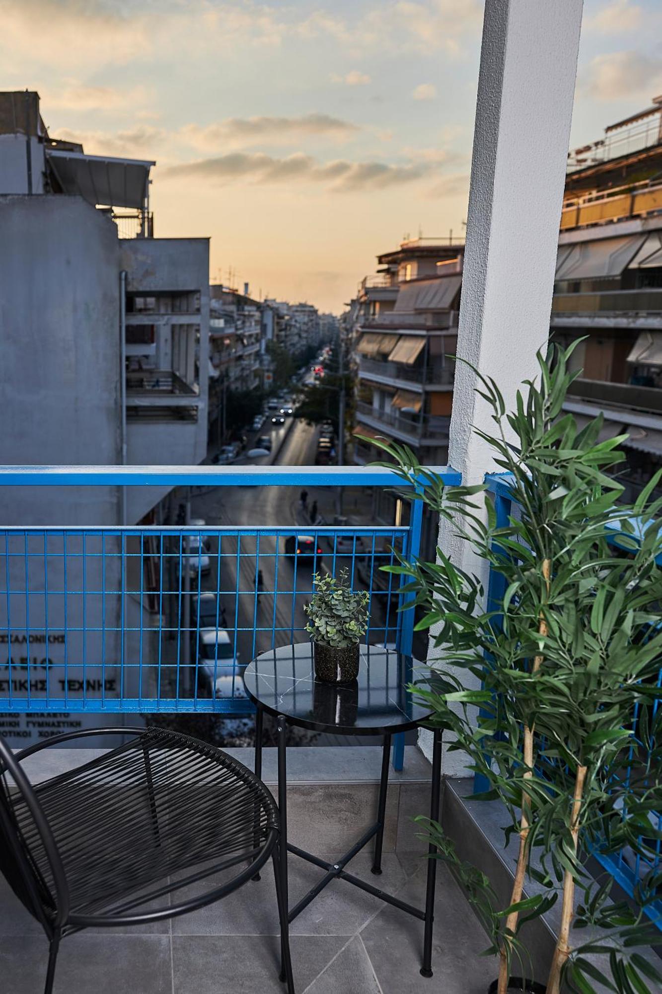 Apartment Magenta Luxury By Binobi!